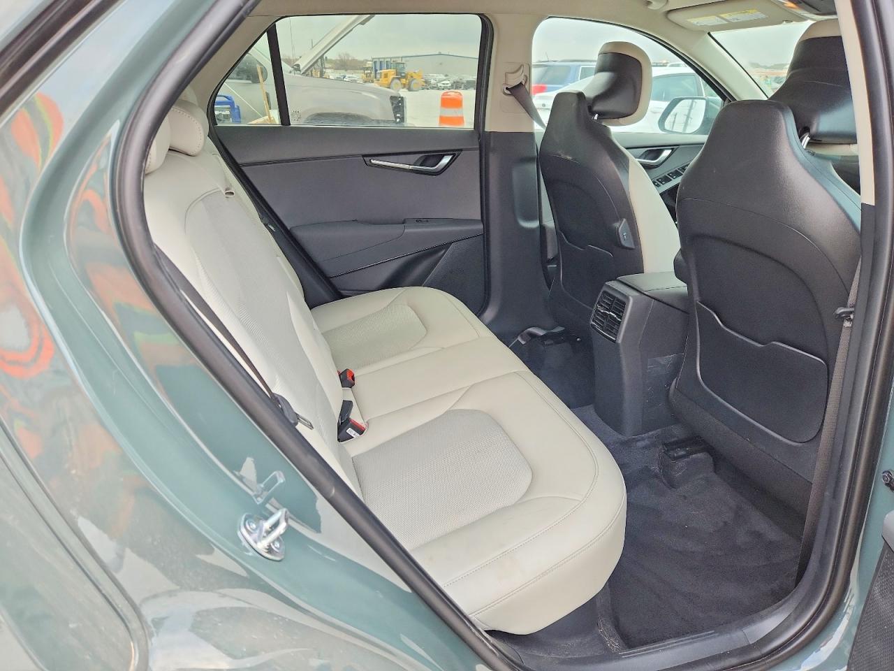 2025 KIA Niro