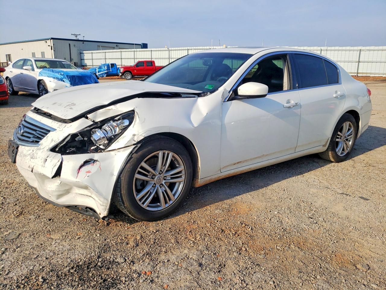 2012 INFINITI G37