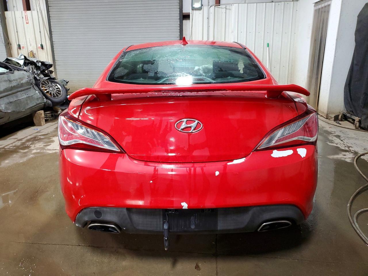 2013 HYUNDAI GENESIS
