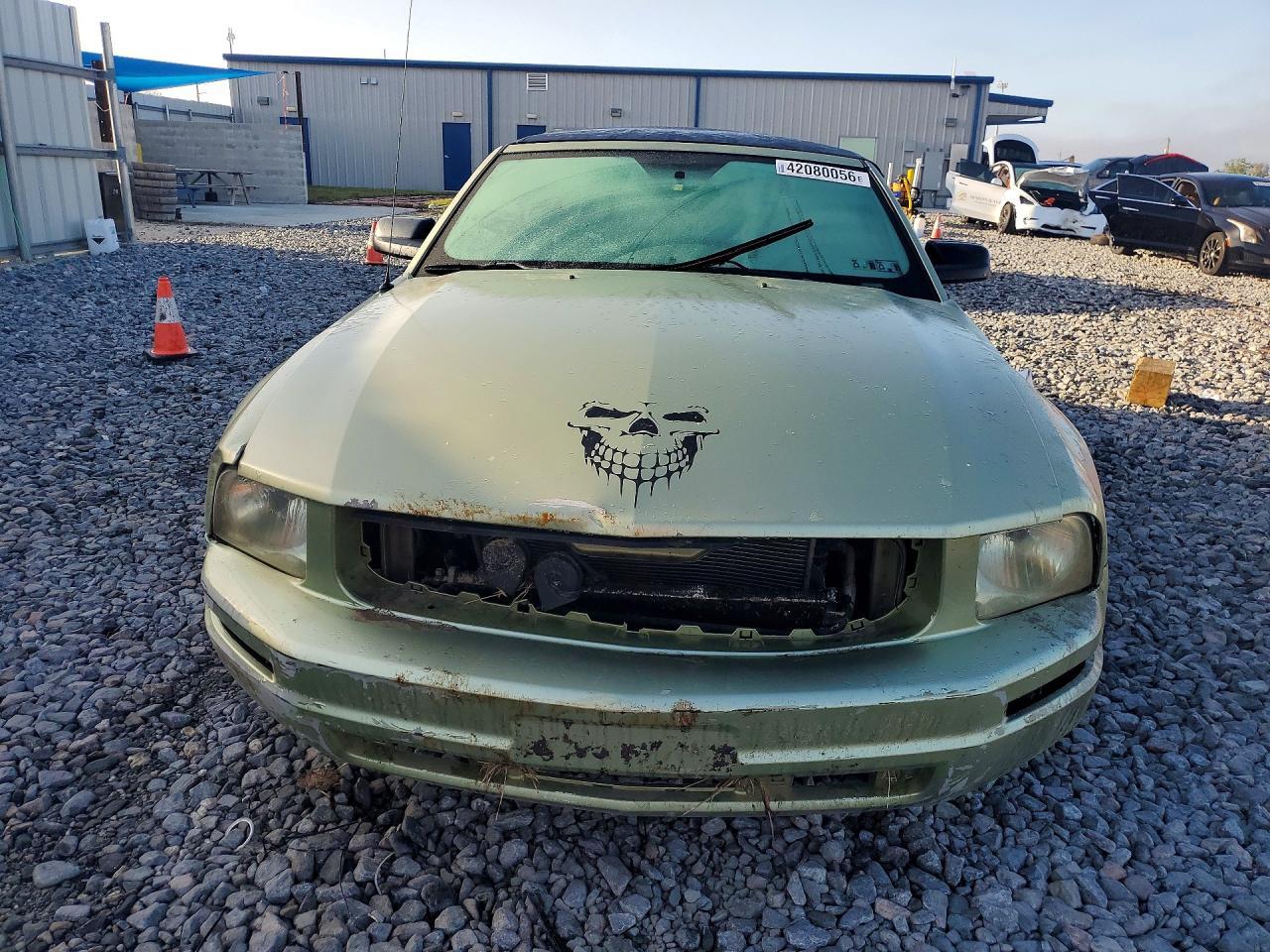 2005 FORD MUSTANG