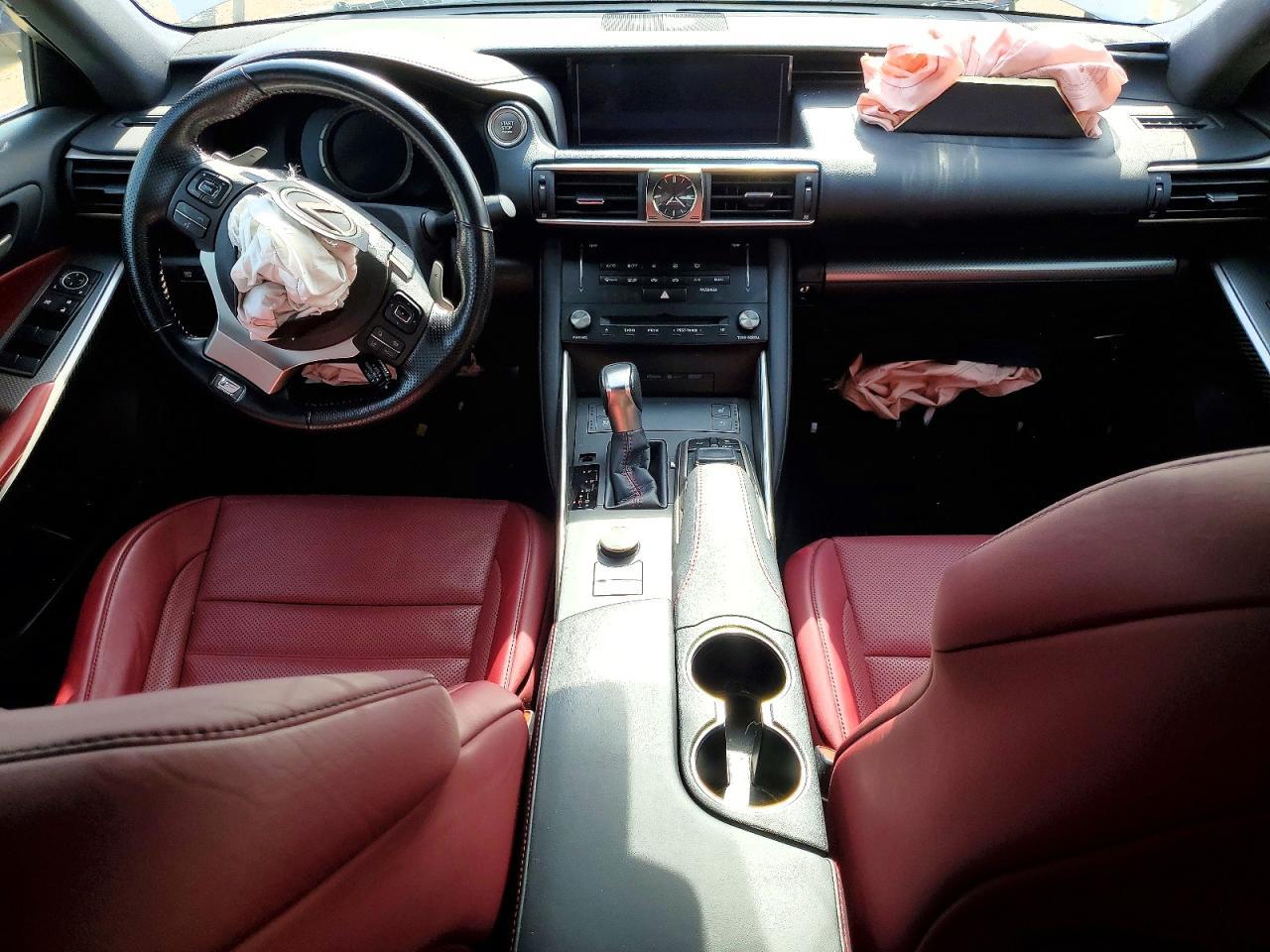 2017 LEXUS IS 300