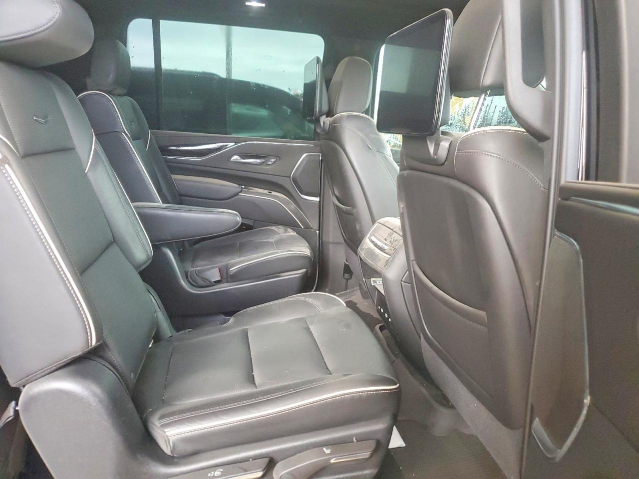 2021 CADILLAC ESCALADE