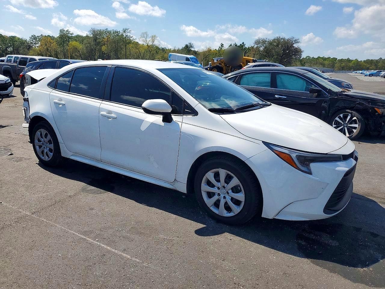 2024 TOYOTA COROLLA