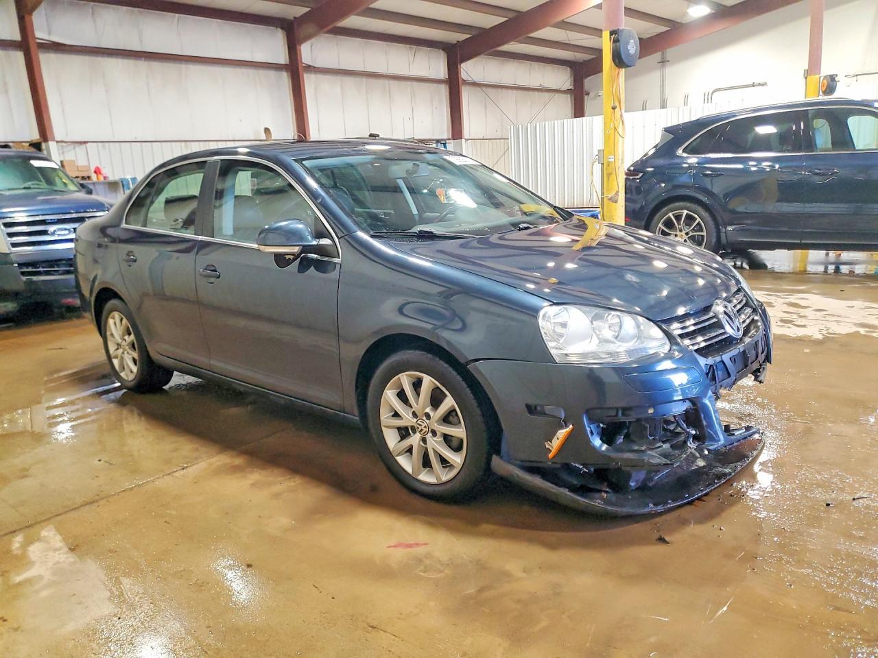 2010 VOLKSWAGEN JETTA