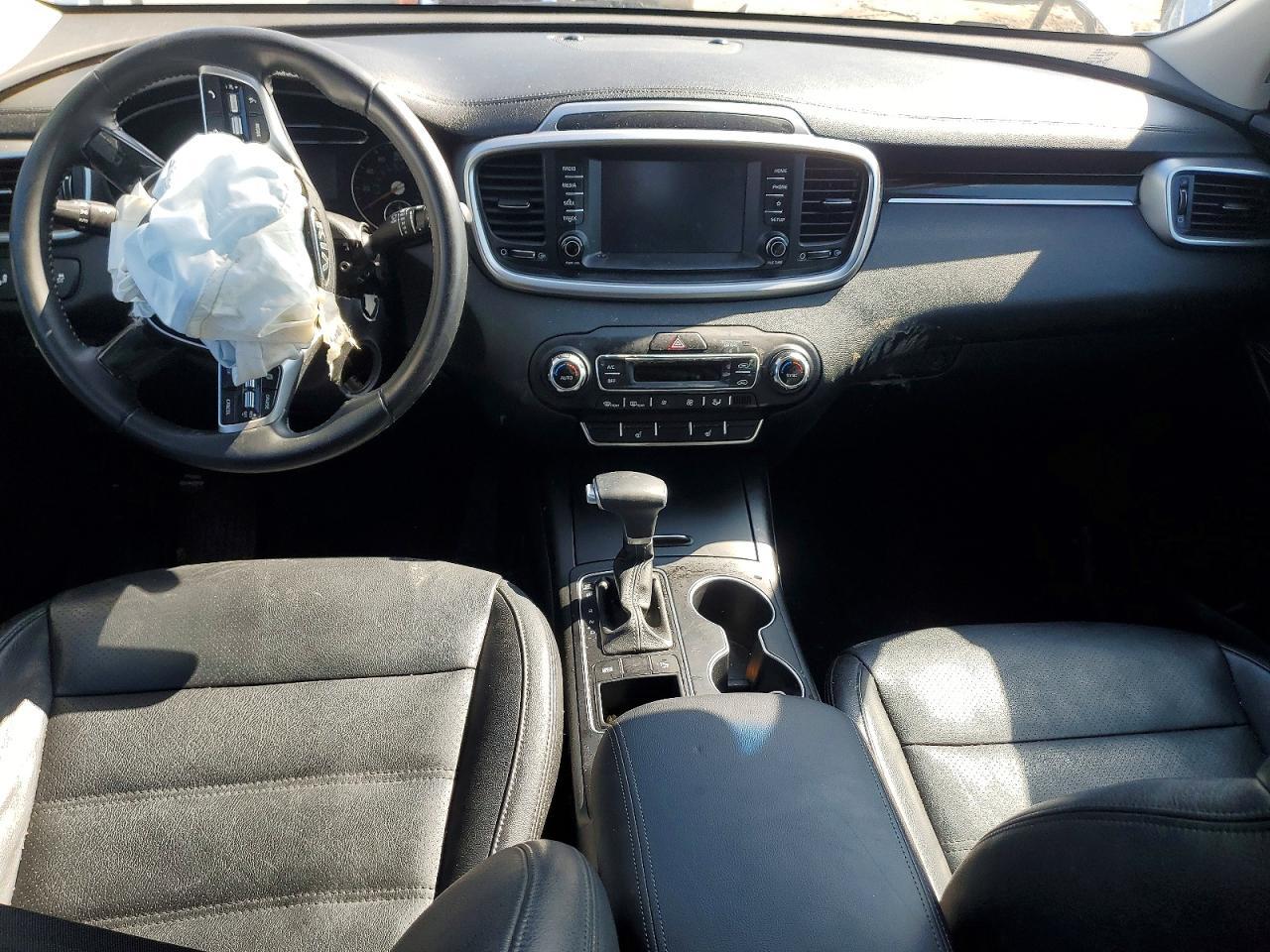 2020 KIA SORENTO