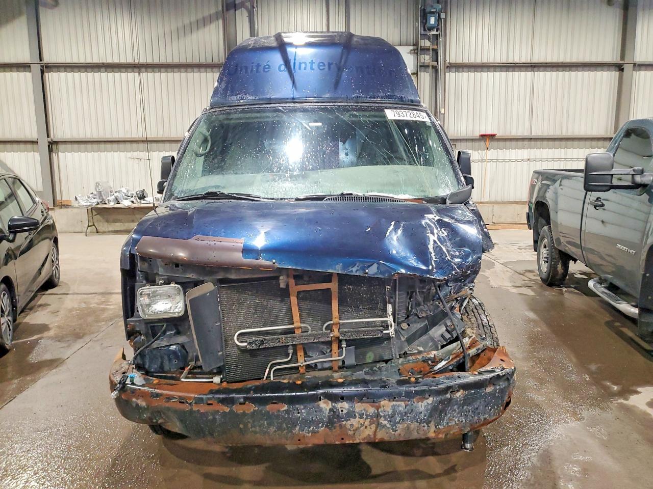 2011 GMC Savana