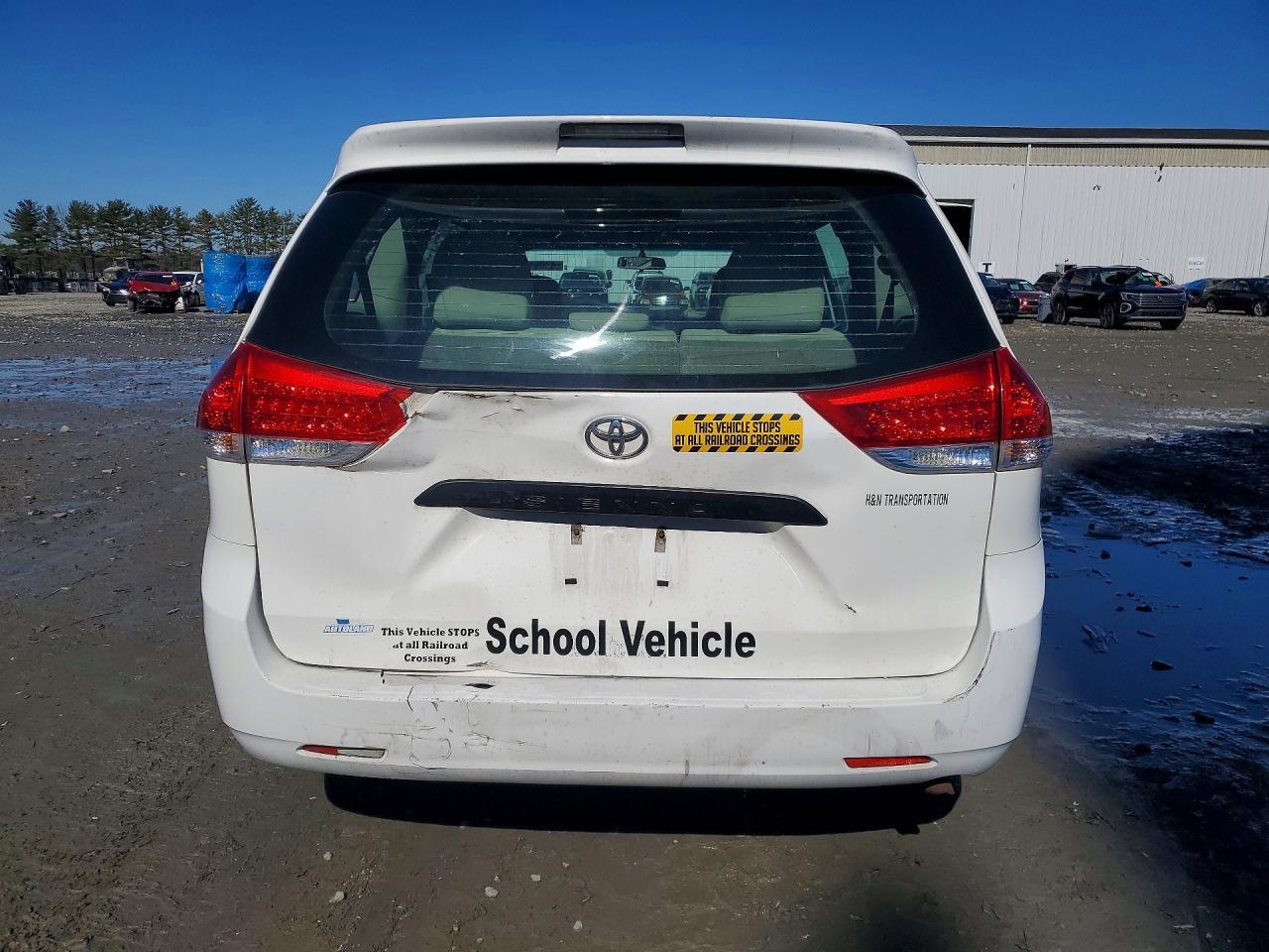 2014 TOYOTA SIENNA