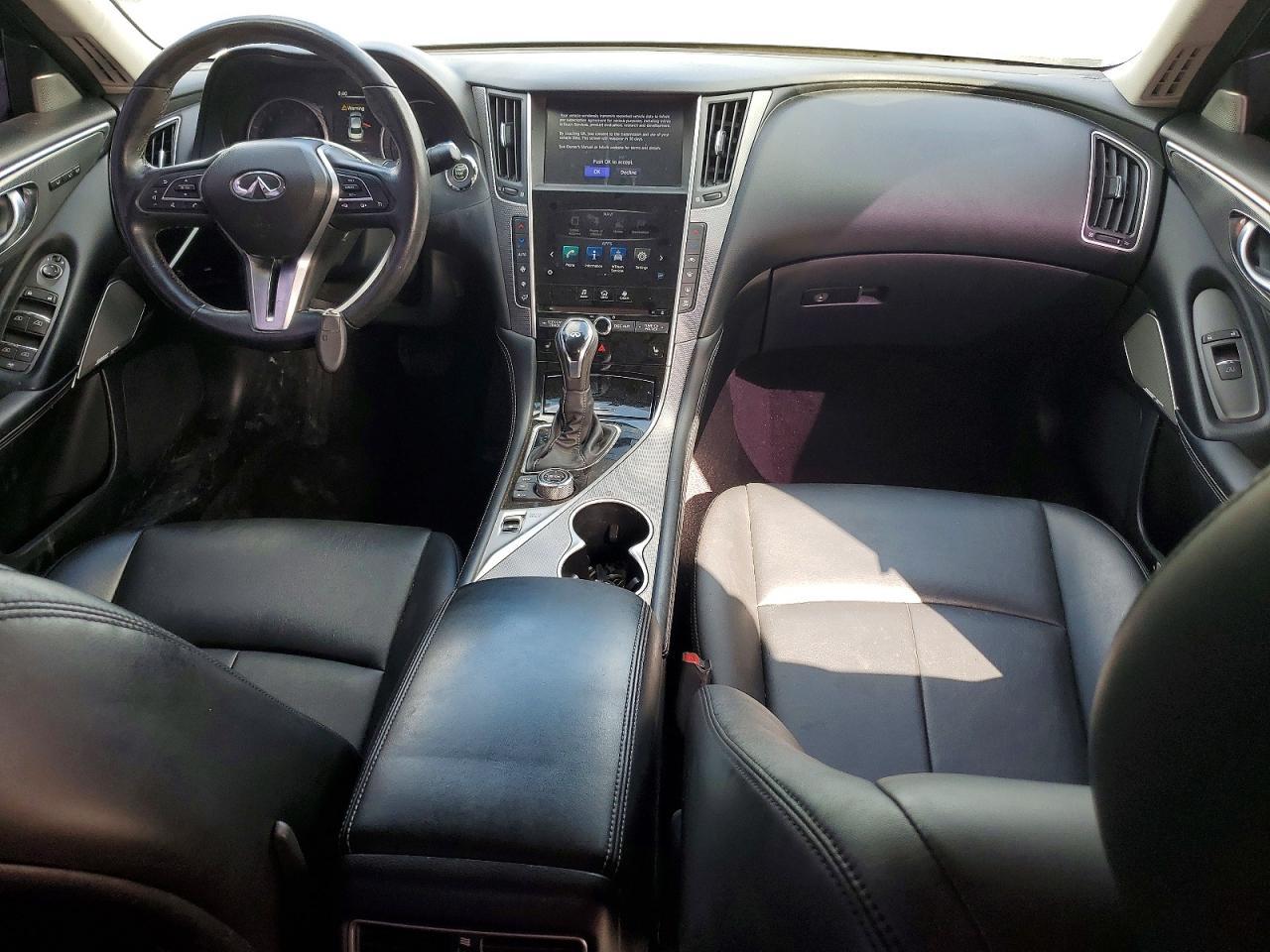2017 INFINITI Q50