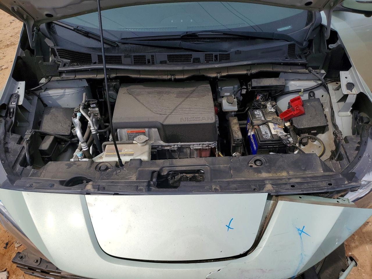 2019 NISSAN LEAF