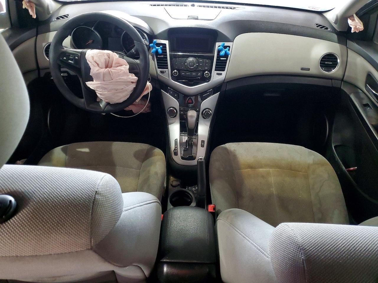 2011 CHEVROLET CRUZE