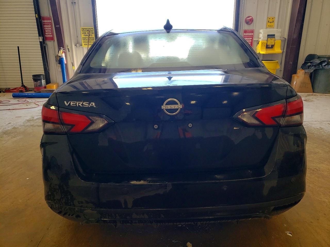2025 NISSAN VERSA
