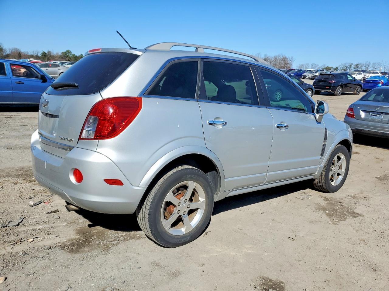2014 CHEVROLET Captiva
