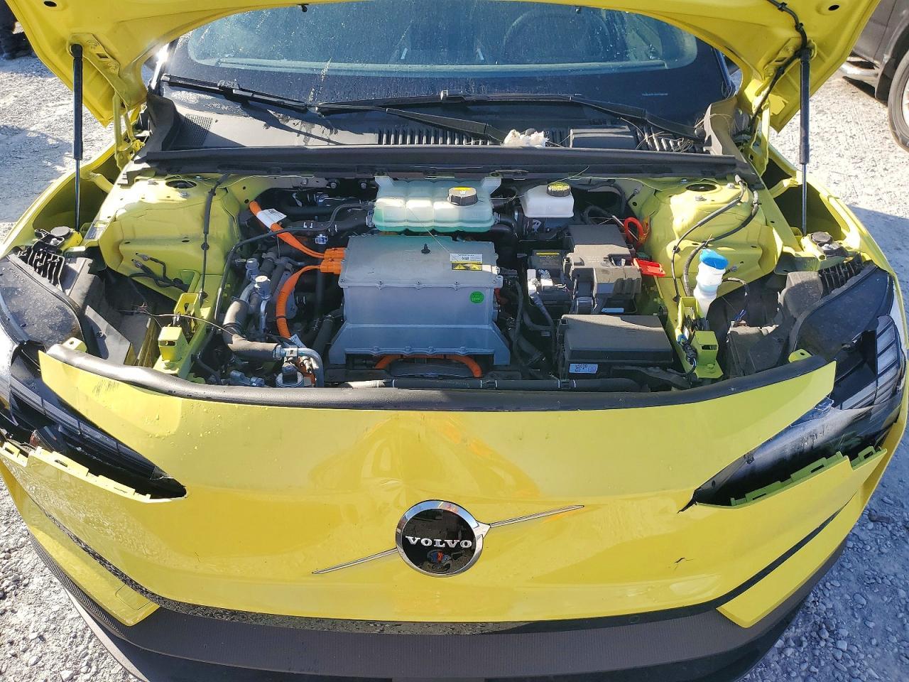 2025 VOLVO Ex30