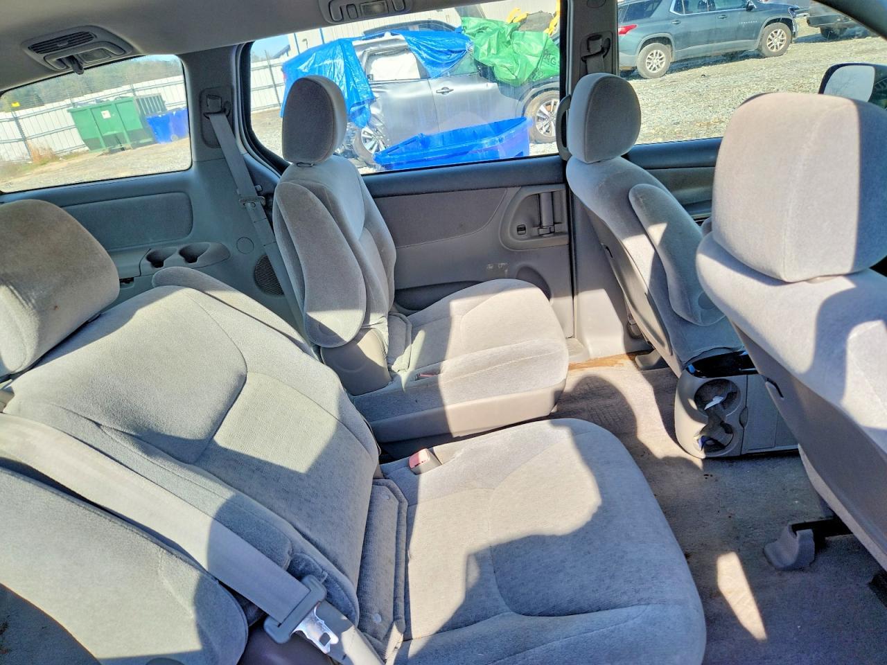 2005 TOYOTA SIENNA