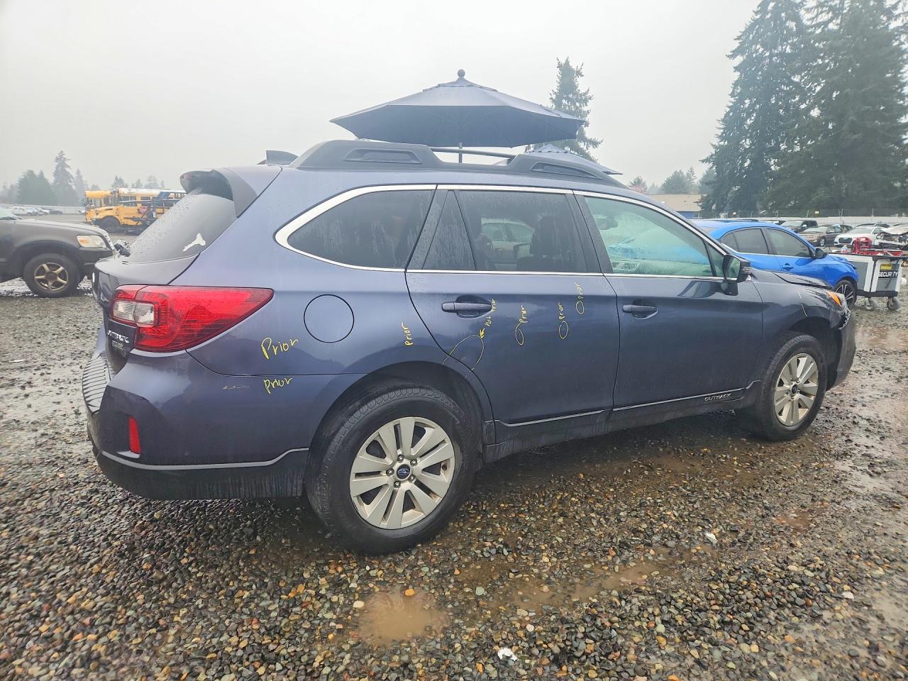 2017 SUBARU Outback