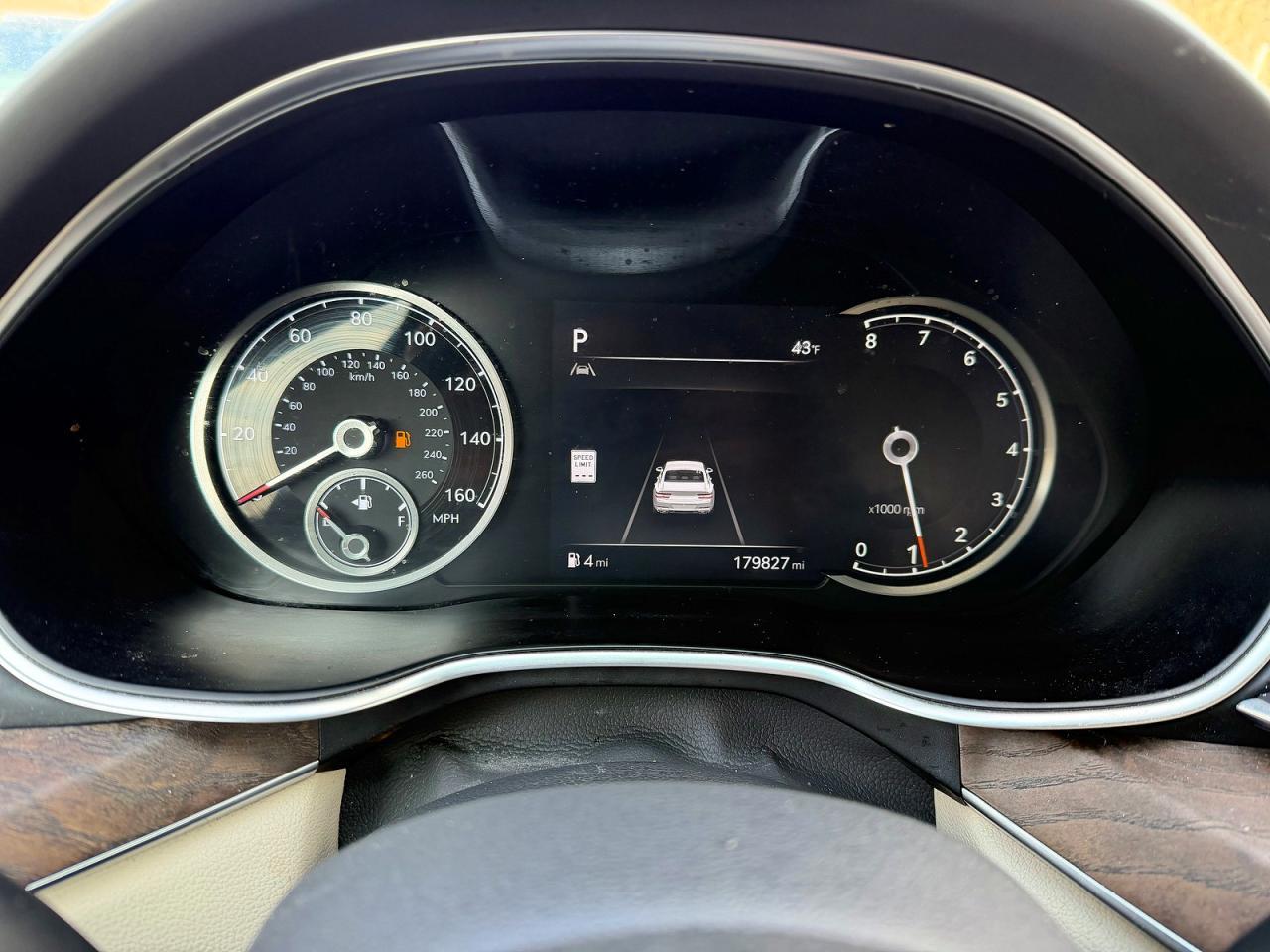 2022 GENESIS G80