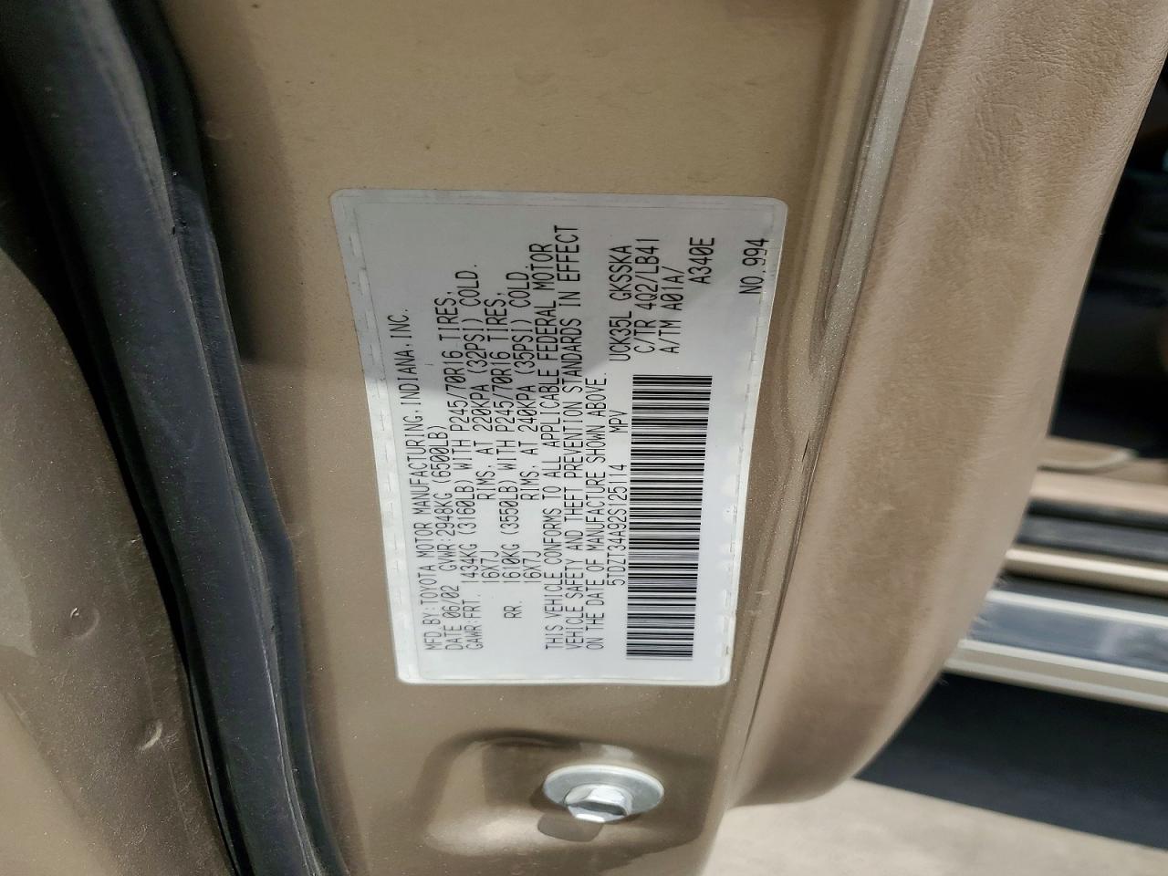 2002 TOYOTA Sequoia