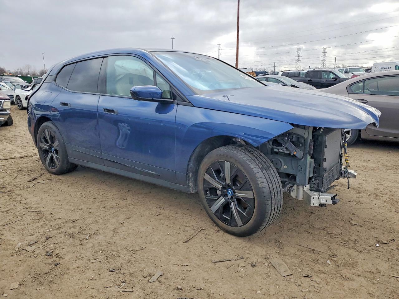2024 BMW iX