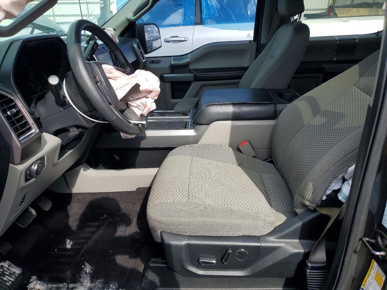 2015 FORD F-150