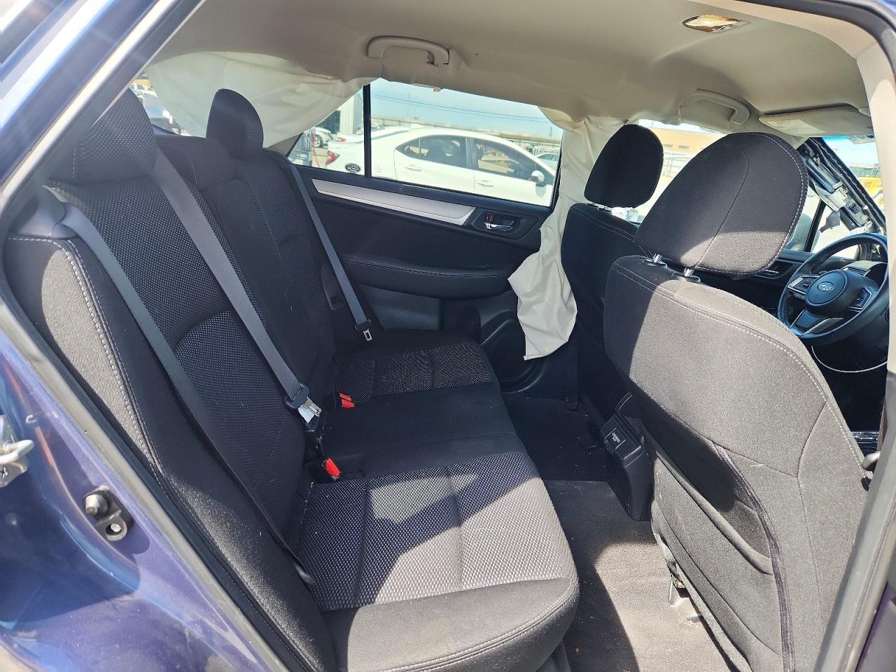 2018 SUBARU Outback