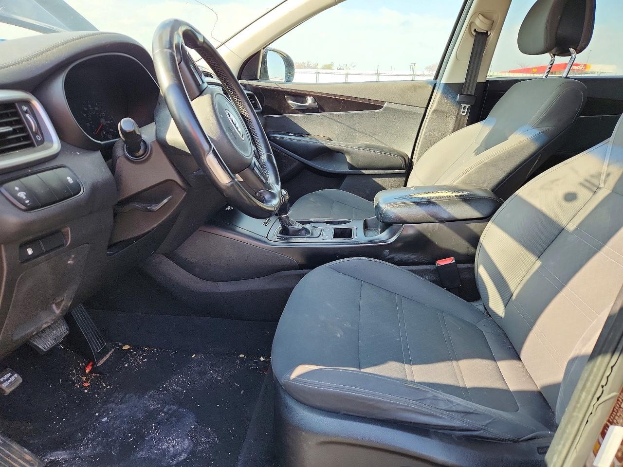 2016 KIA SORENTO
