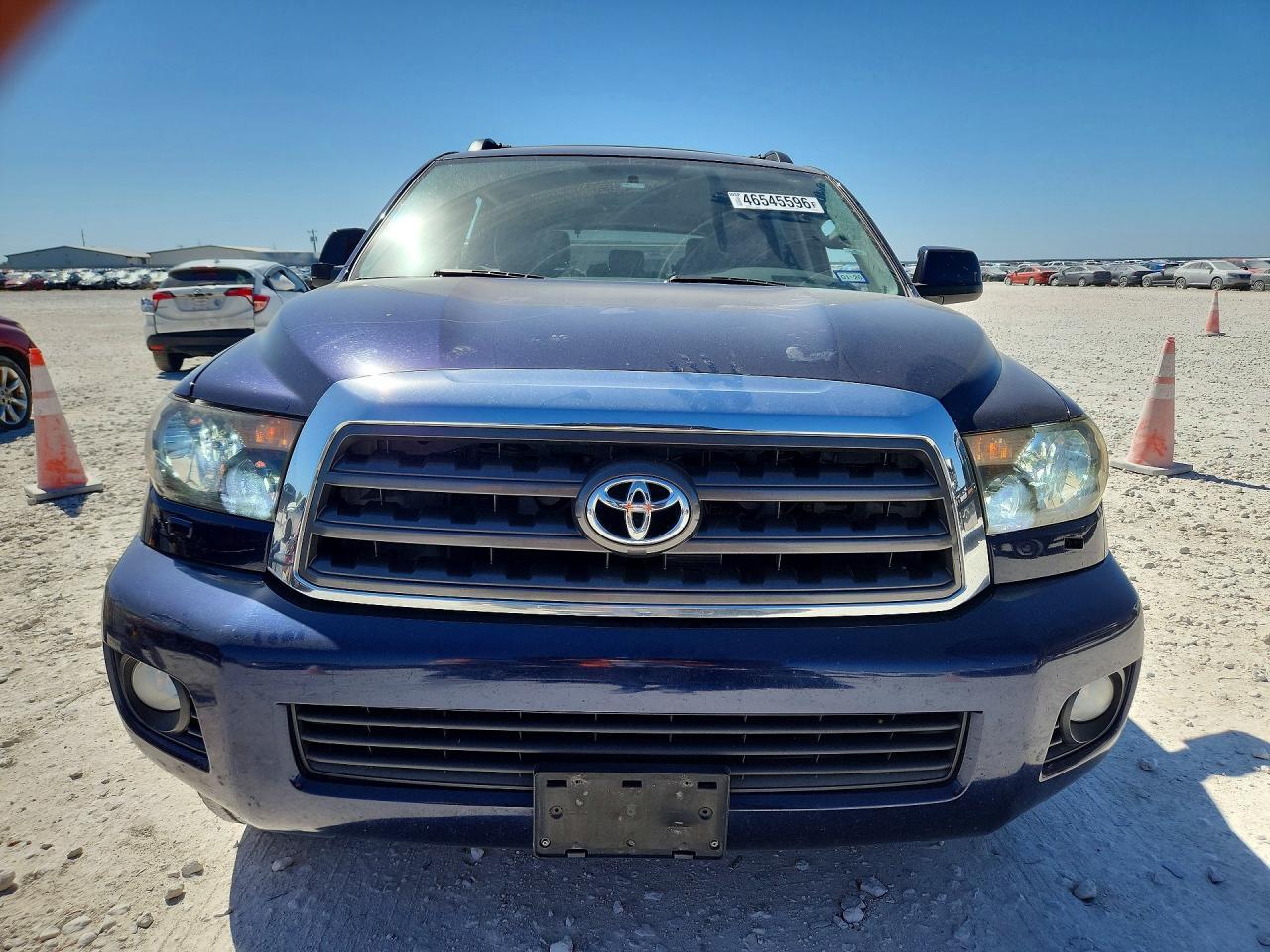 2010 TOYOTA Sequoia