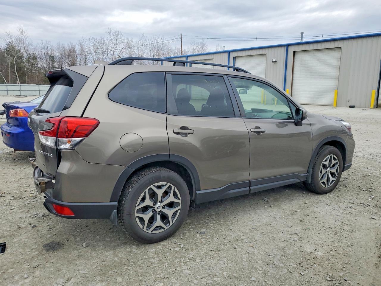 2019 SUBARU FORESTER