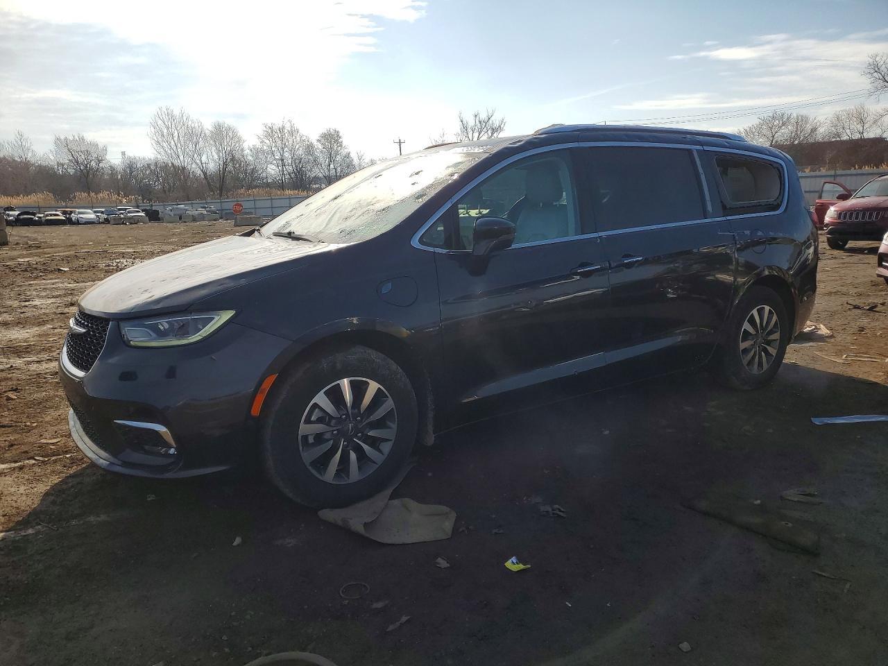 2021 CHRYSLER Pacifica