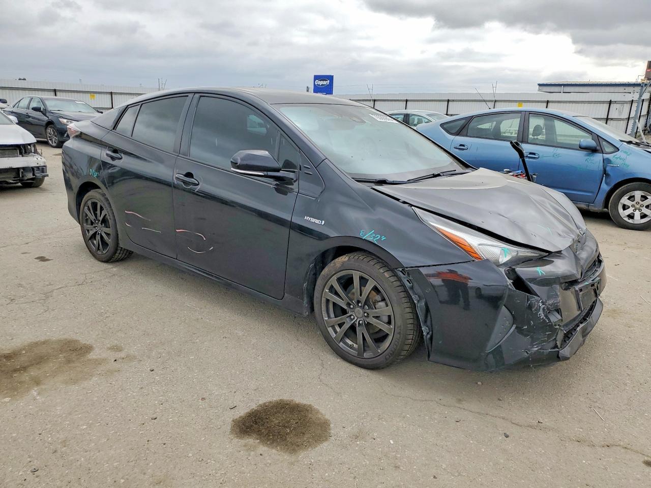 2016 TOYOTA PRIUS