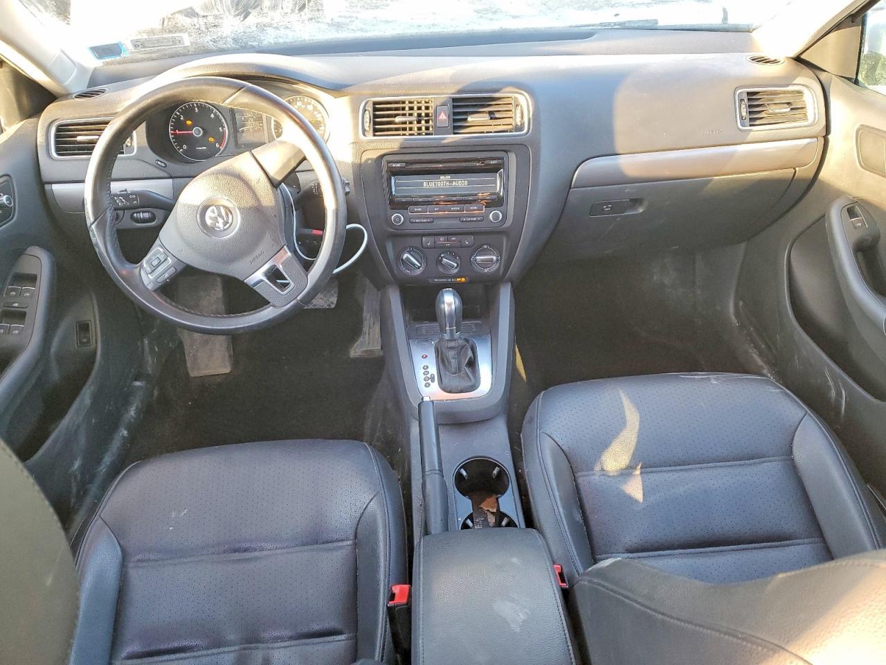 2014 VOLKSWAGEN JETTA