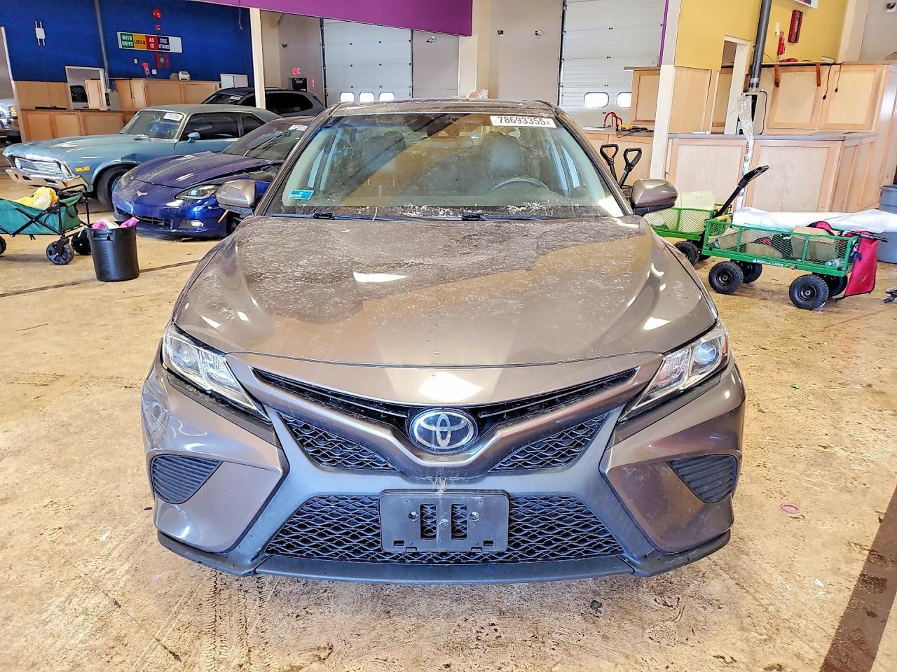 2018 TOYOTA CAMRY