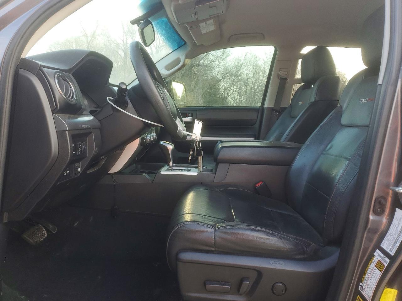 2016 TOYOTA TUNDRA
