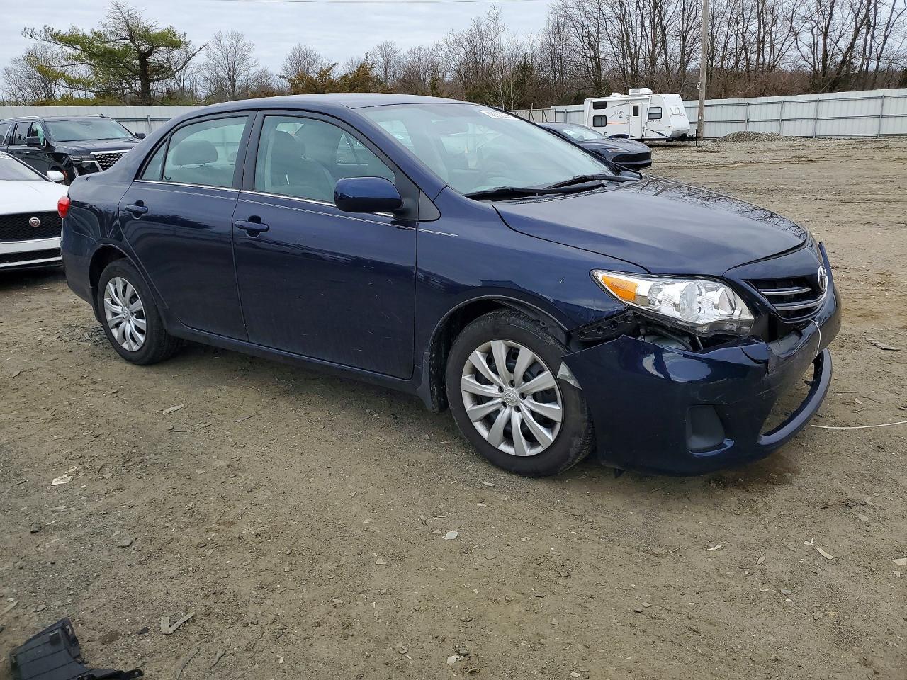 2013 TOYOTA COROLLA