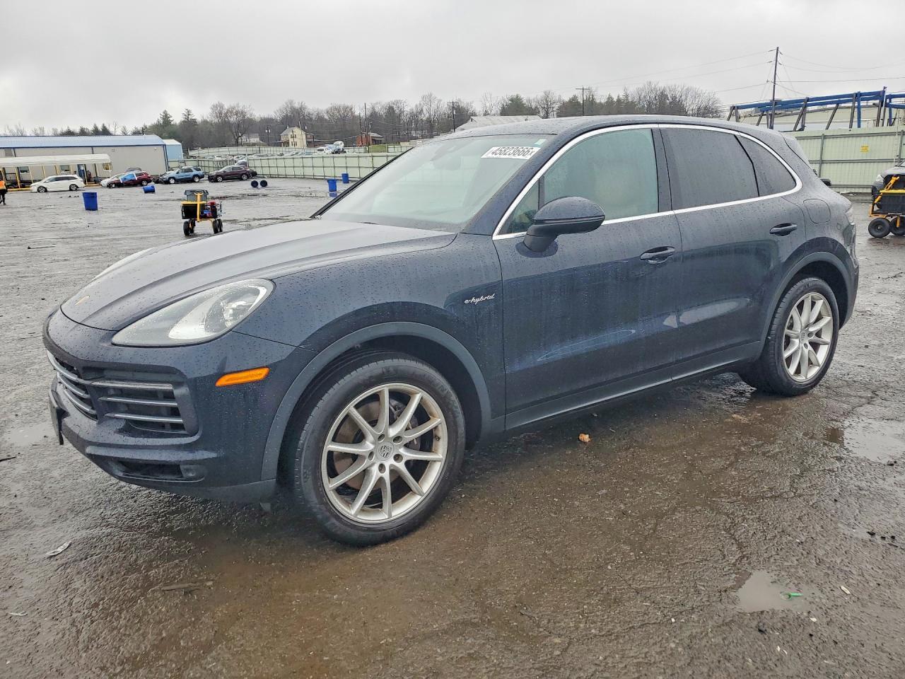 2019 PORSCHE CAYENNE
