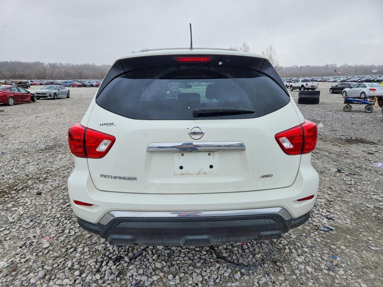 2017 NISSAN PATHFINDER