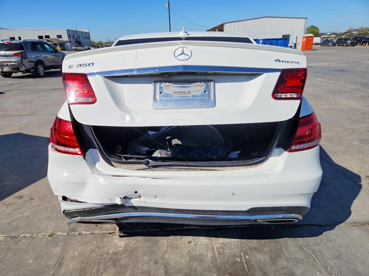 2016 MERCEDES-BENZ E-Class