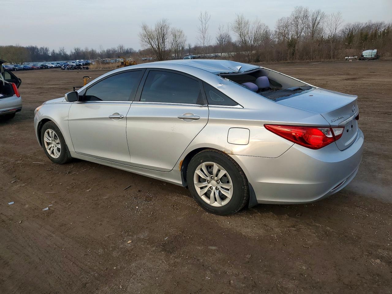 2011 HYUNDAI SONATA
