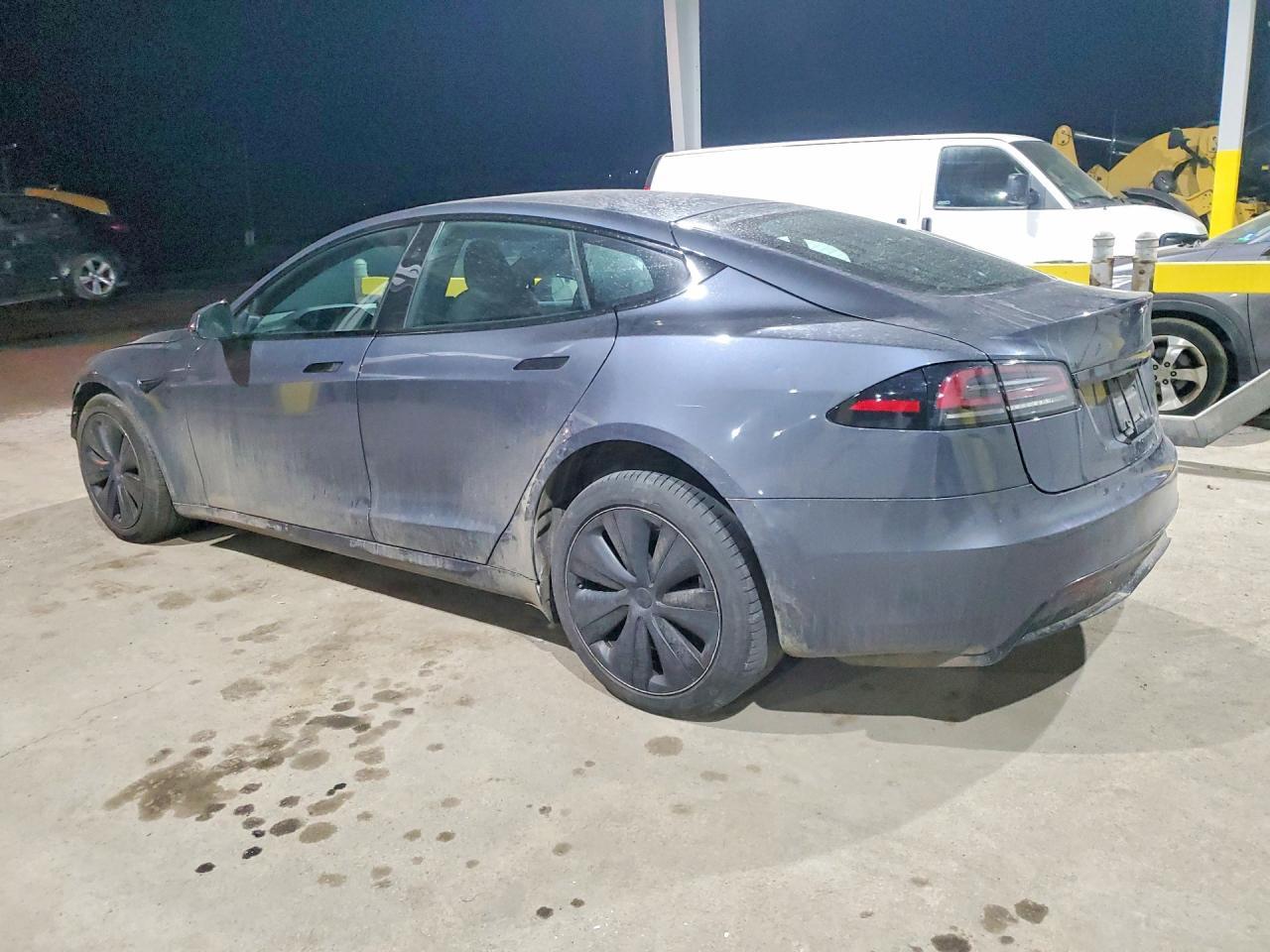2022 TESLA MODEL S