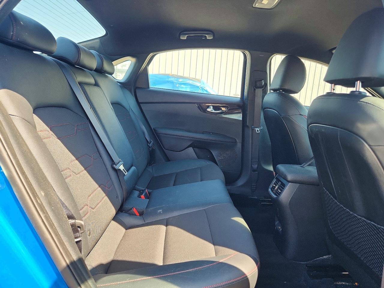 2023 KIA FORTE