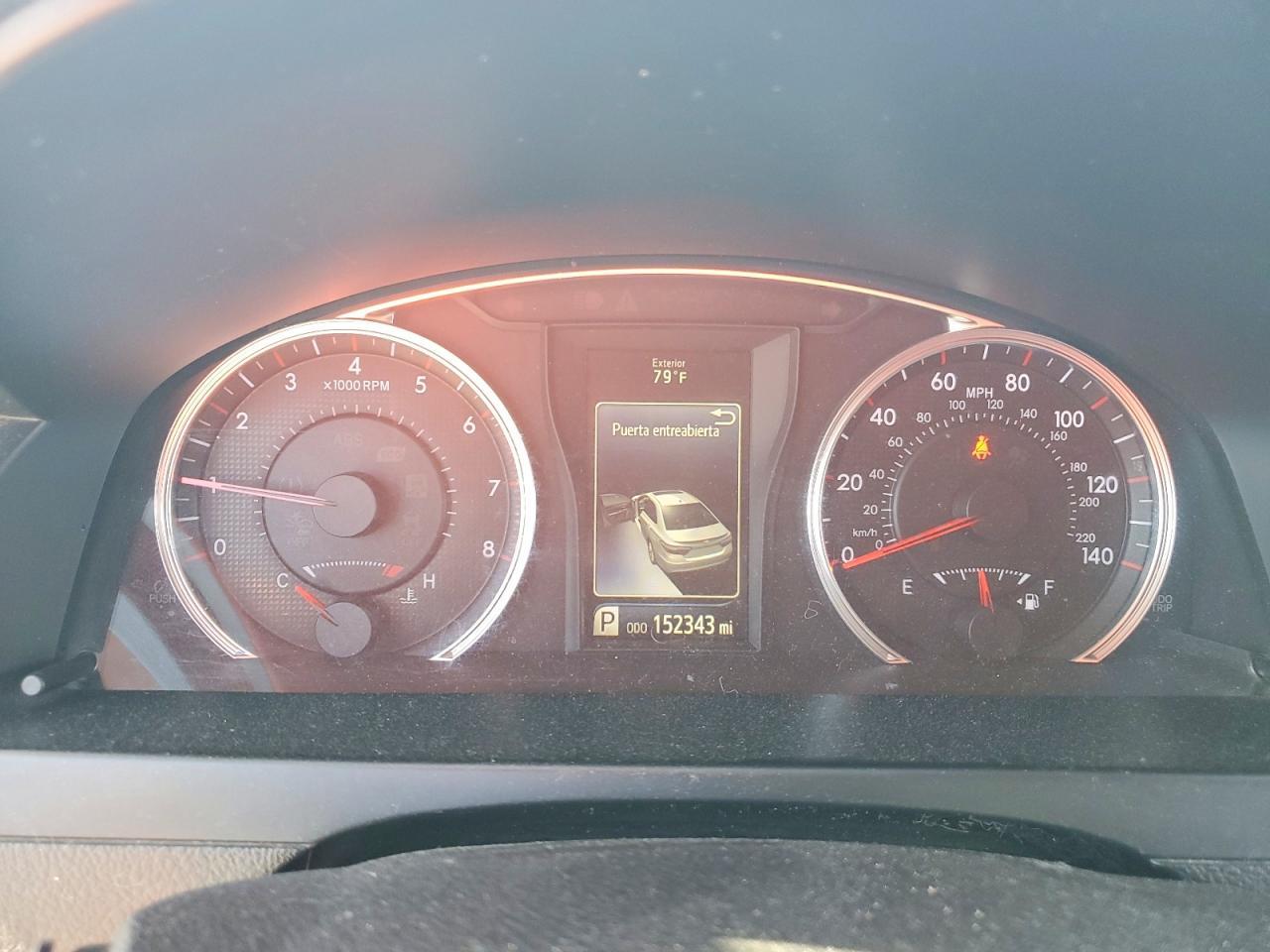 2016 TOYOTA CAMRY