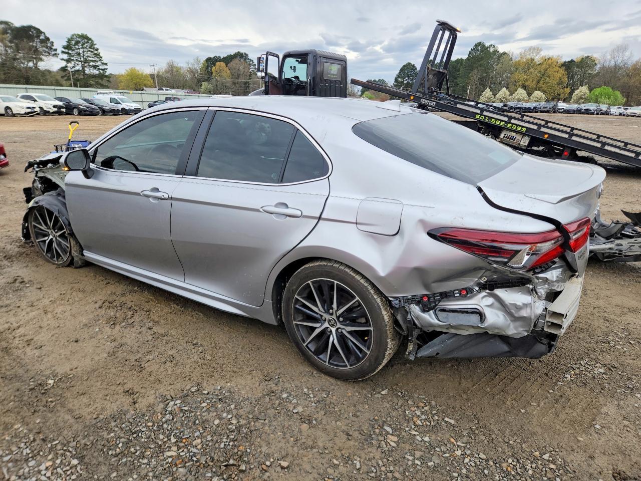 2023 TOYOTA CAMRY