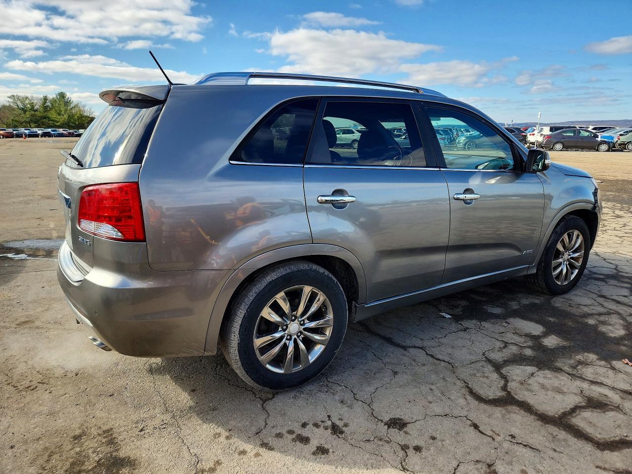 2012 KIA SORENTO