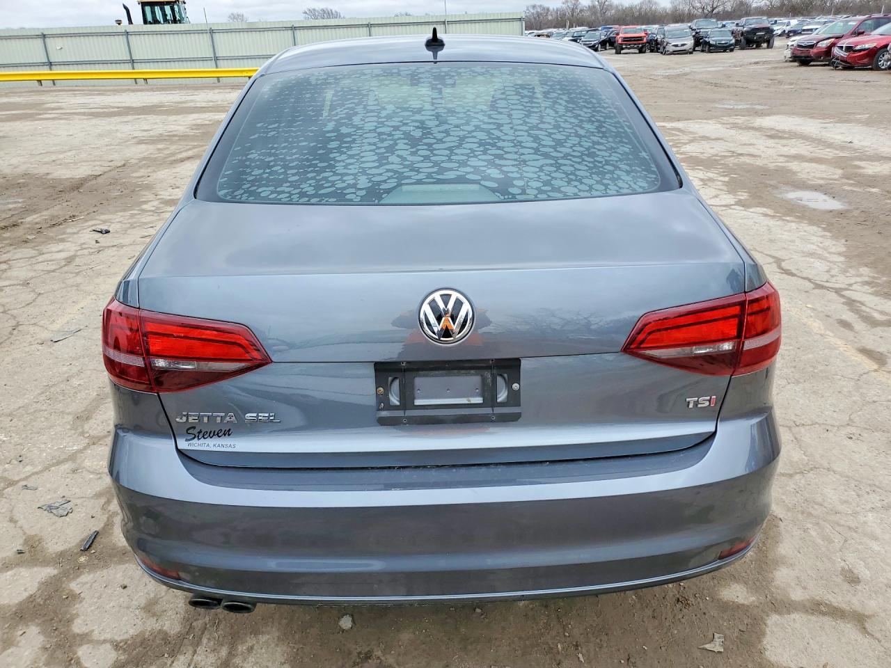 2016 VOLKSWAGEN JETTA
