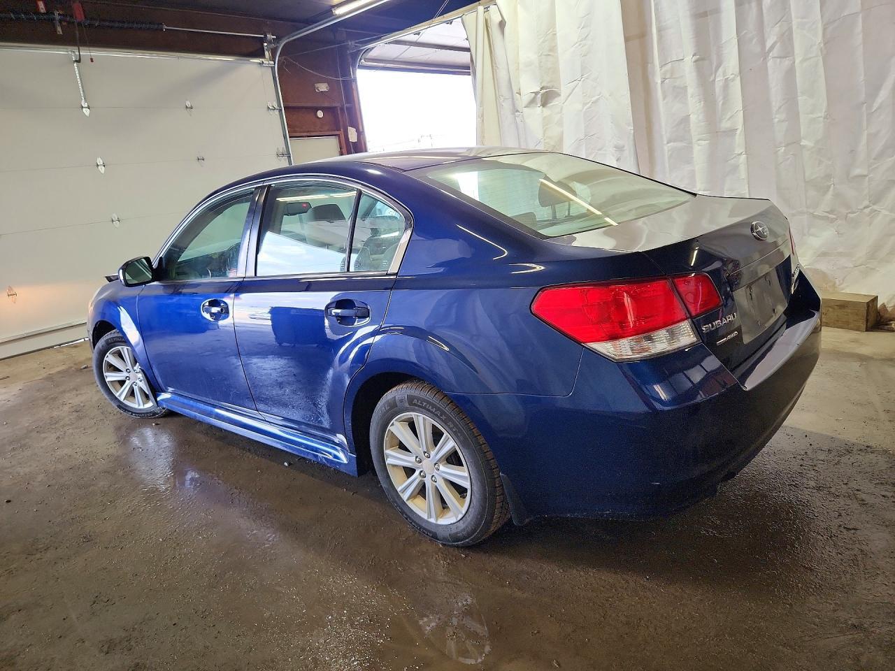 2010 SUBARU Legacy