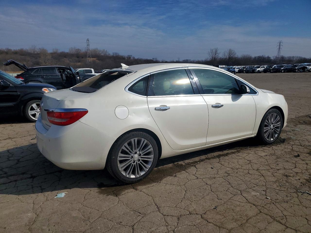 2013 BUICK VERANO