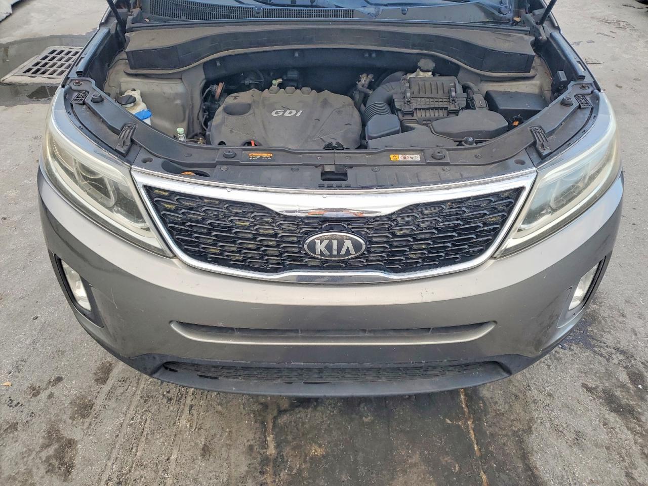2015 KIA SORENTO