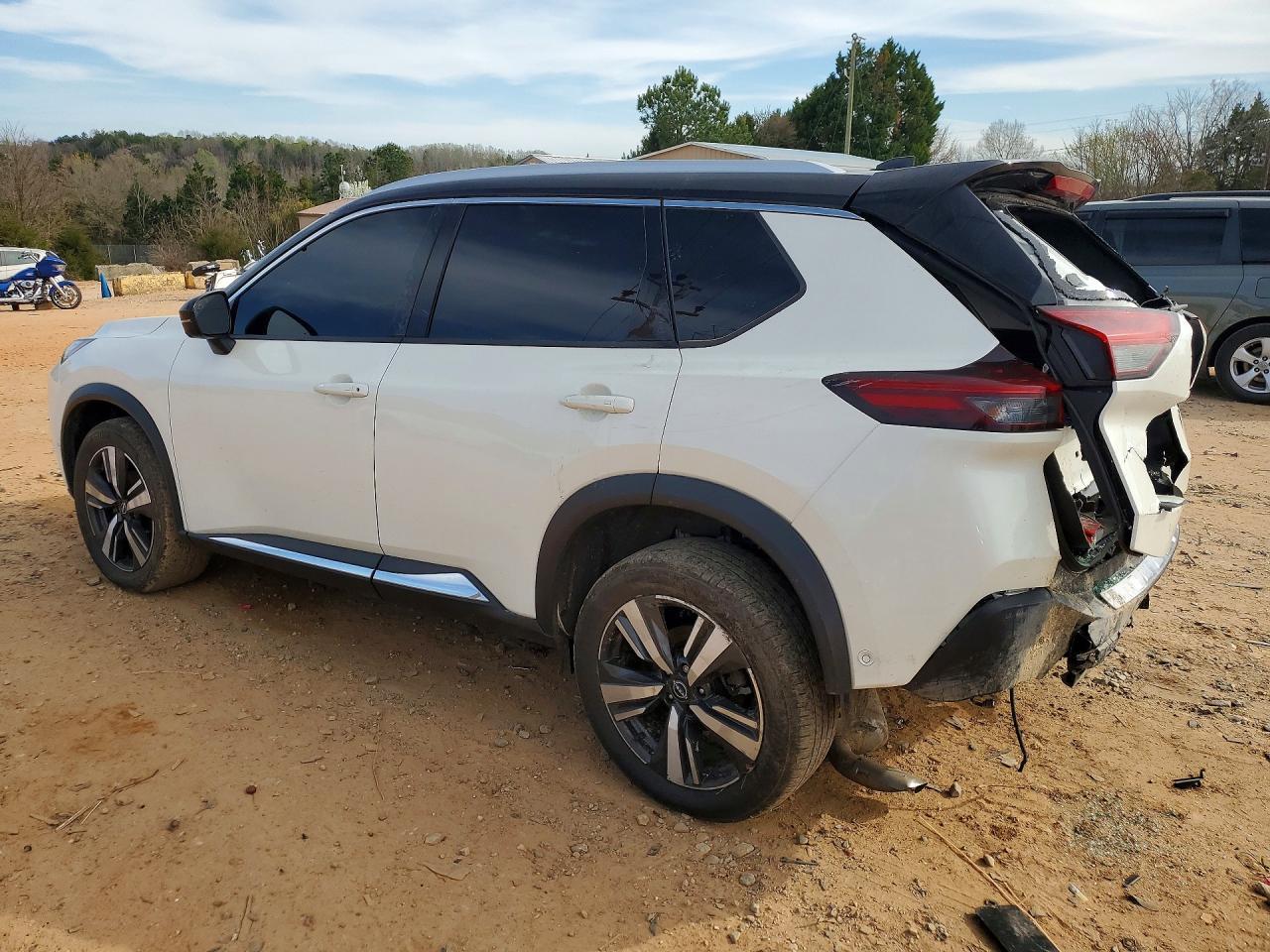 2022 NISSAN ROGUE