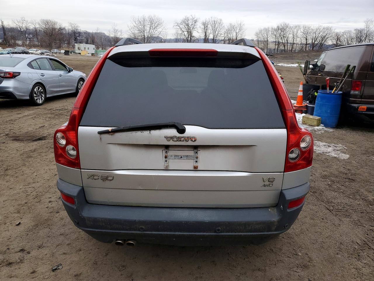 2005 VOLVO XC90