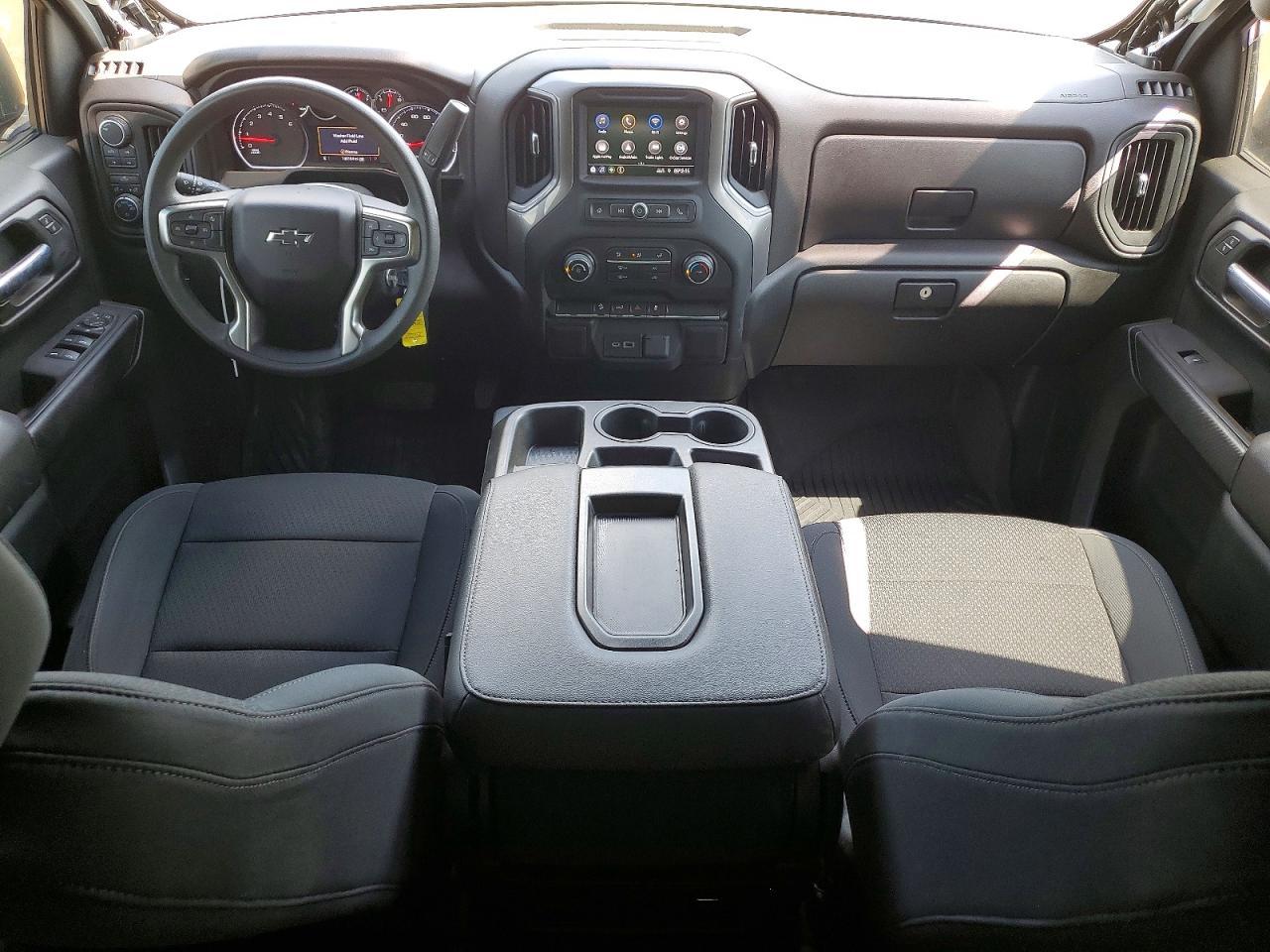 2021 CHEVROLET Silverado
