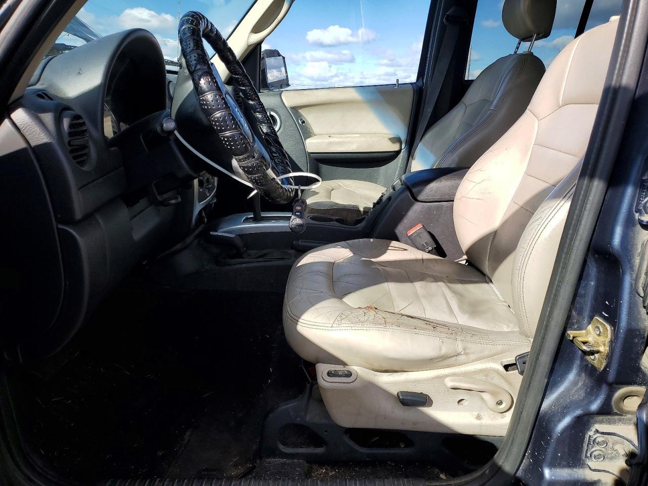 2002 JEEP Liberty